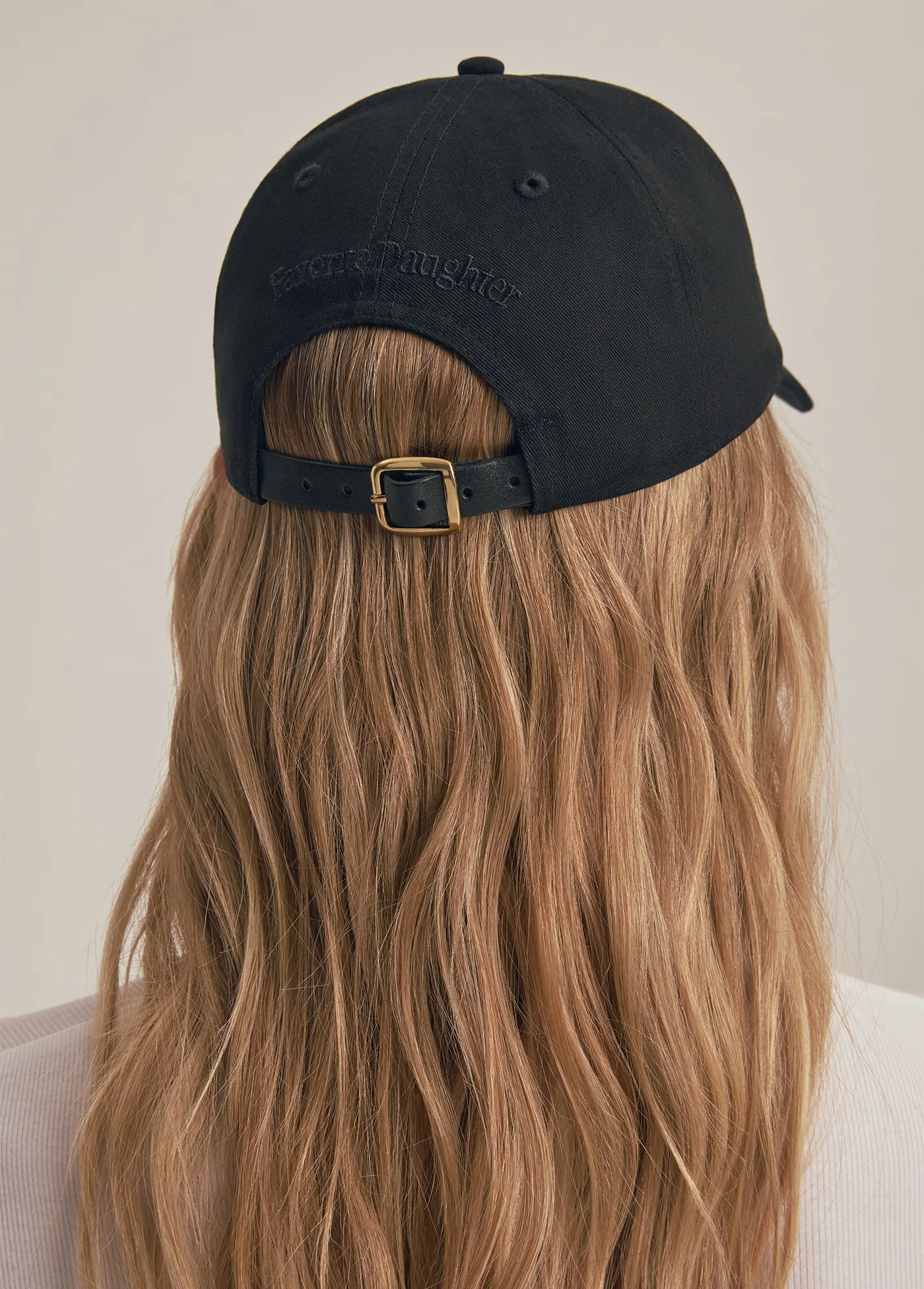 THE BASEBALL CAP WITH LEATHER STRAP - Image 3