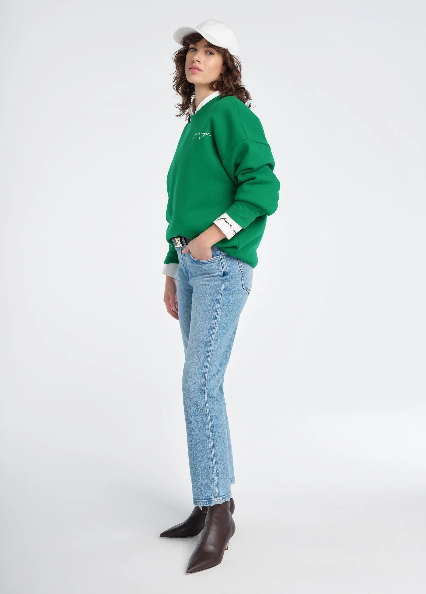 THE SIGNATURE CHEST LOGO SWEATSHIRT EXCLUSIVE - Image 5