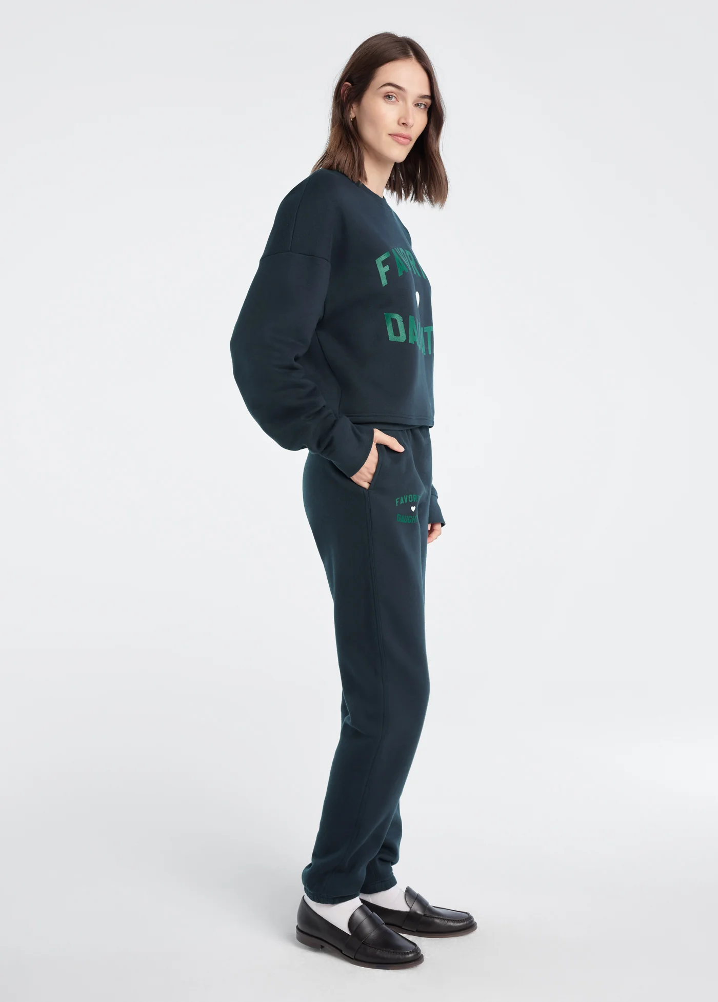 THE CROPPED FAVORITE DAUGHTER SWEATSHIRT EXCLUSIVE - Image 4