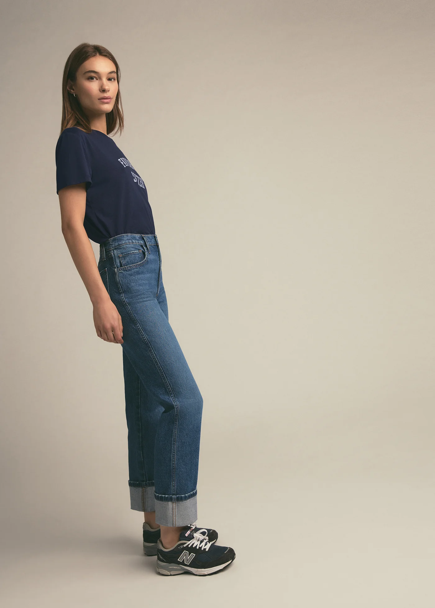 THE FAVORITE SISTER CROPPED COLLEGIATE TEE - Image 2