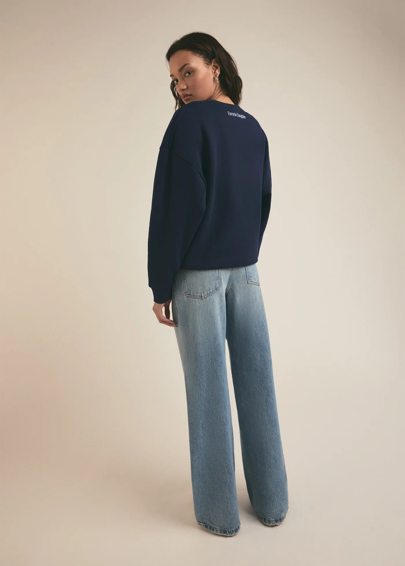 FAVORITE SISTER HEART LOGO SWEATSHIRT - Image 4