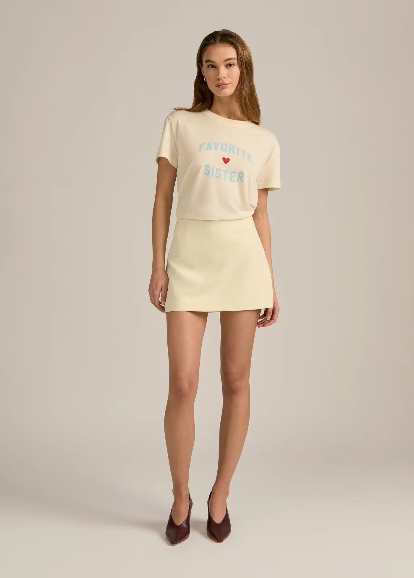 THE FAVORITE SISTER TEE