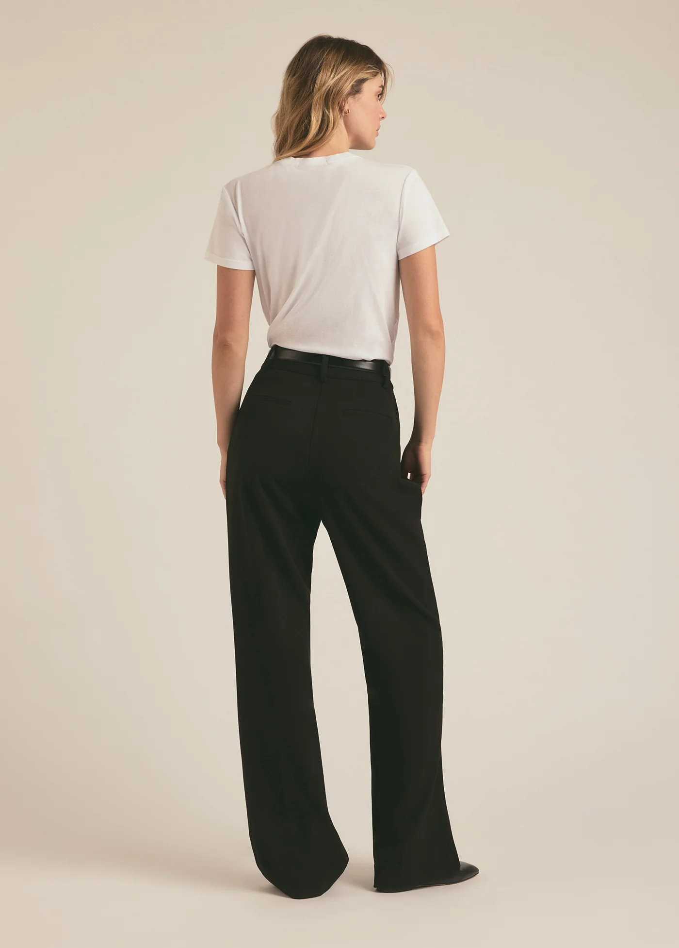 THE FAVORITE SISTER TEE - Image 4