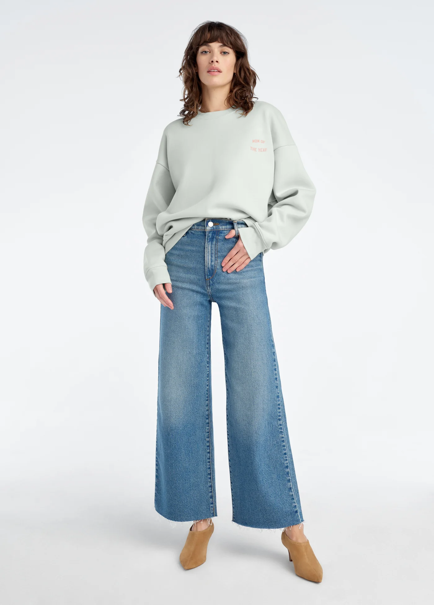 THE MOM OF THE YEAR CHEST LOGO SWEATSHIRT