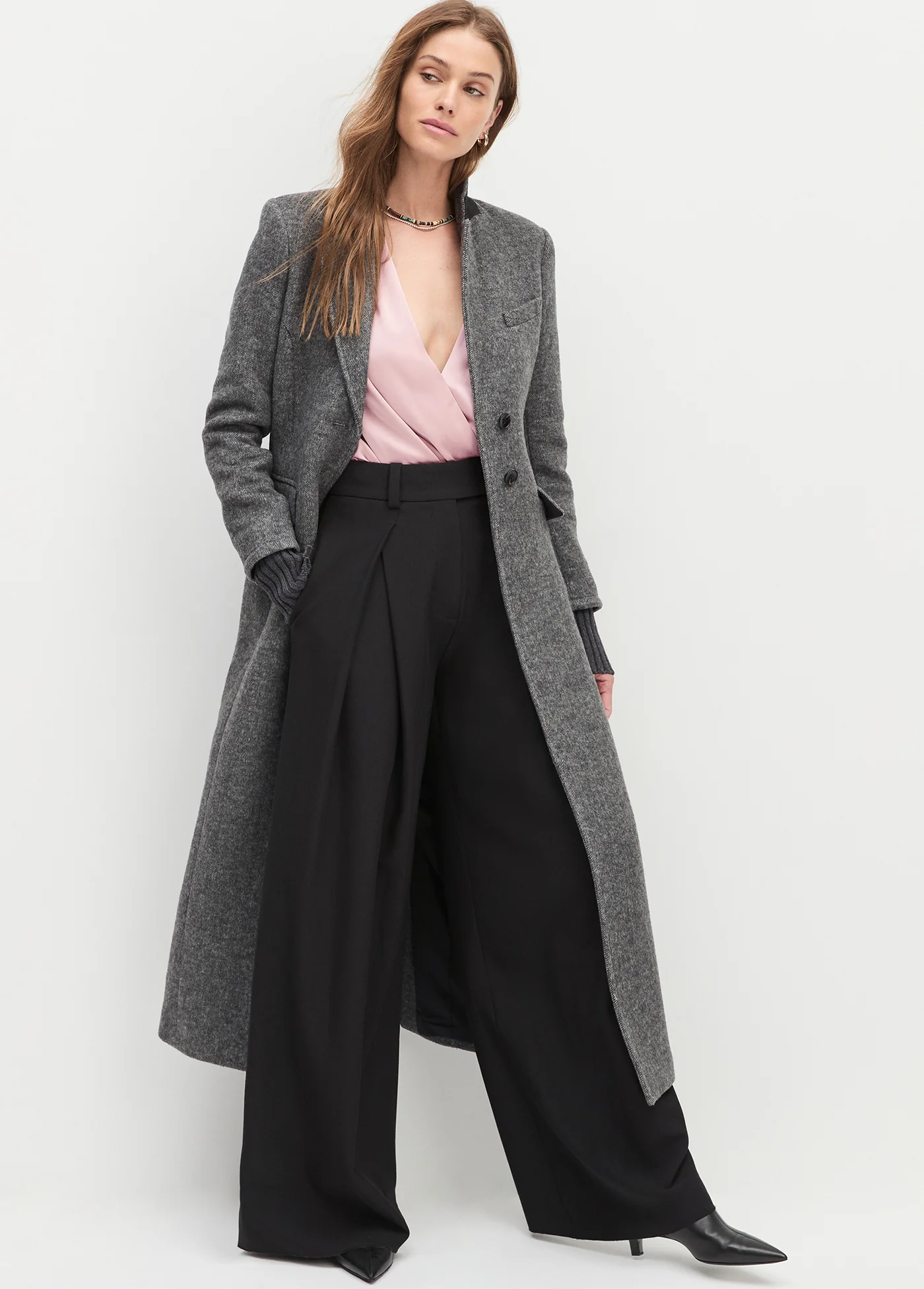 THE PETITE PLEATS FOR DAYS PANT - Image 4