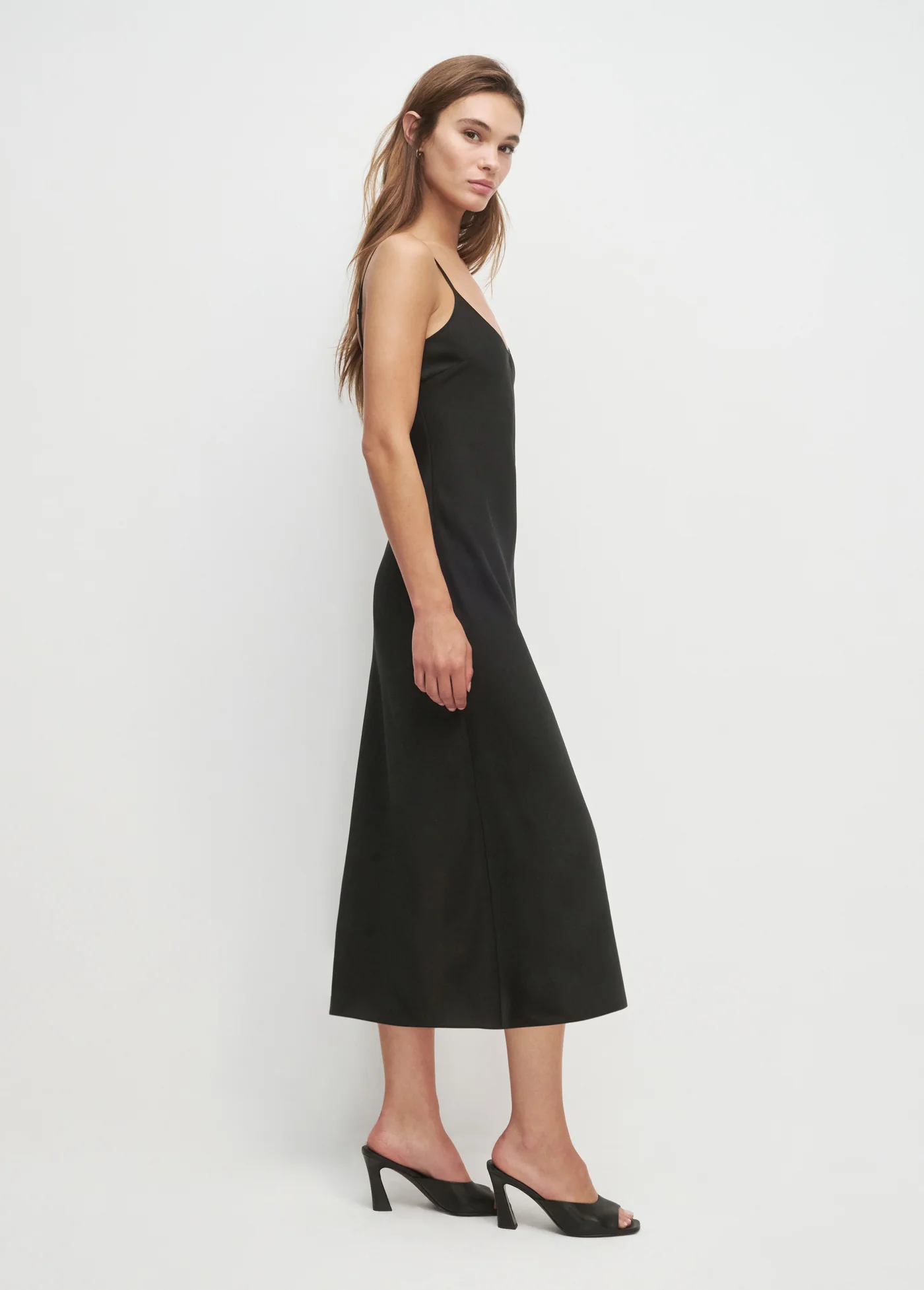 THE AMBER DRESS - Image 3