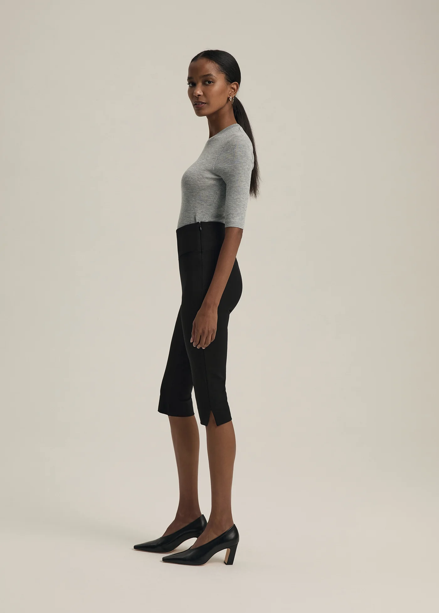 THE CARRIE CAPRI - Image 6