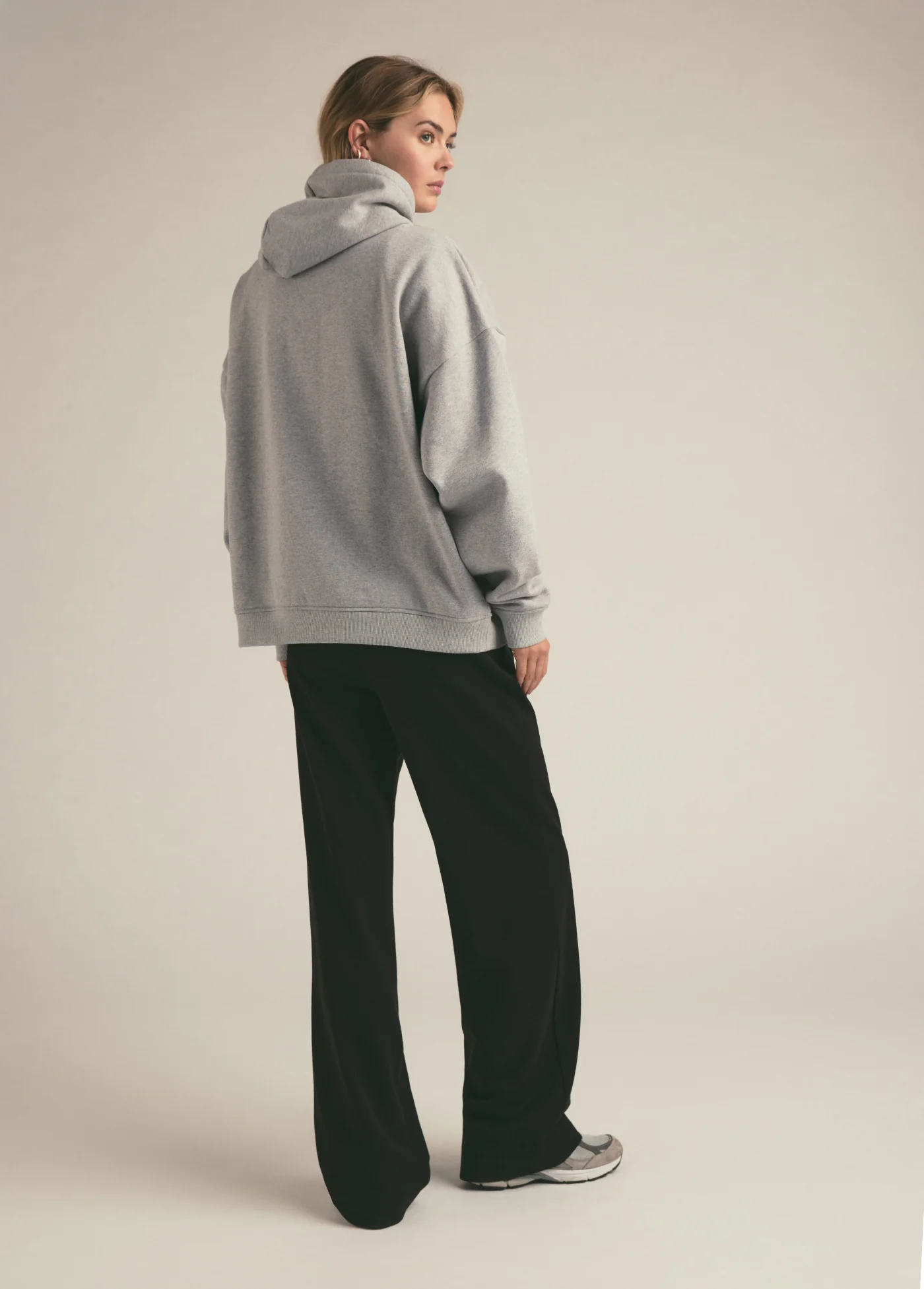 THE COLLEGIATE HOODIE - Image 5