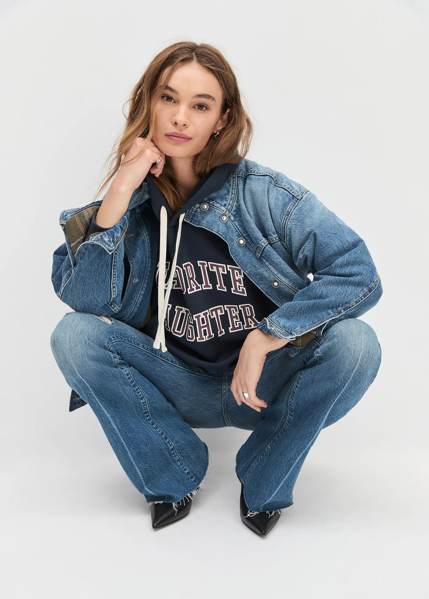 THE COLLEGIATE HOODIE
