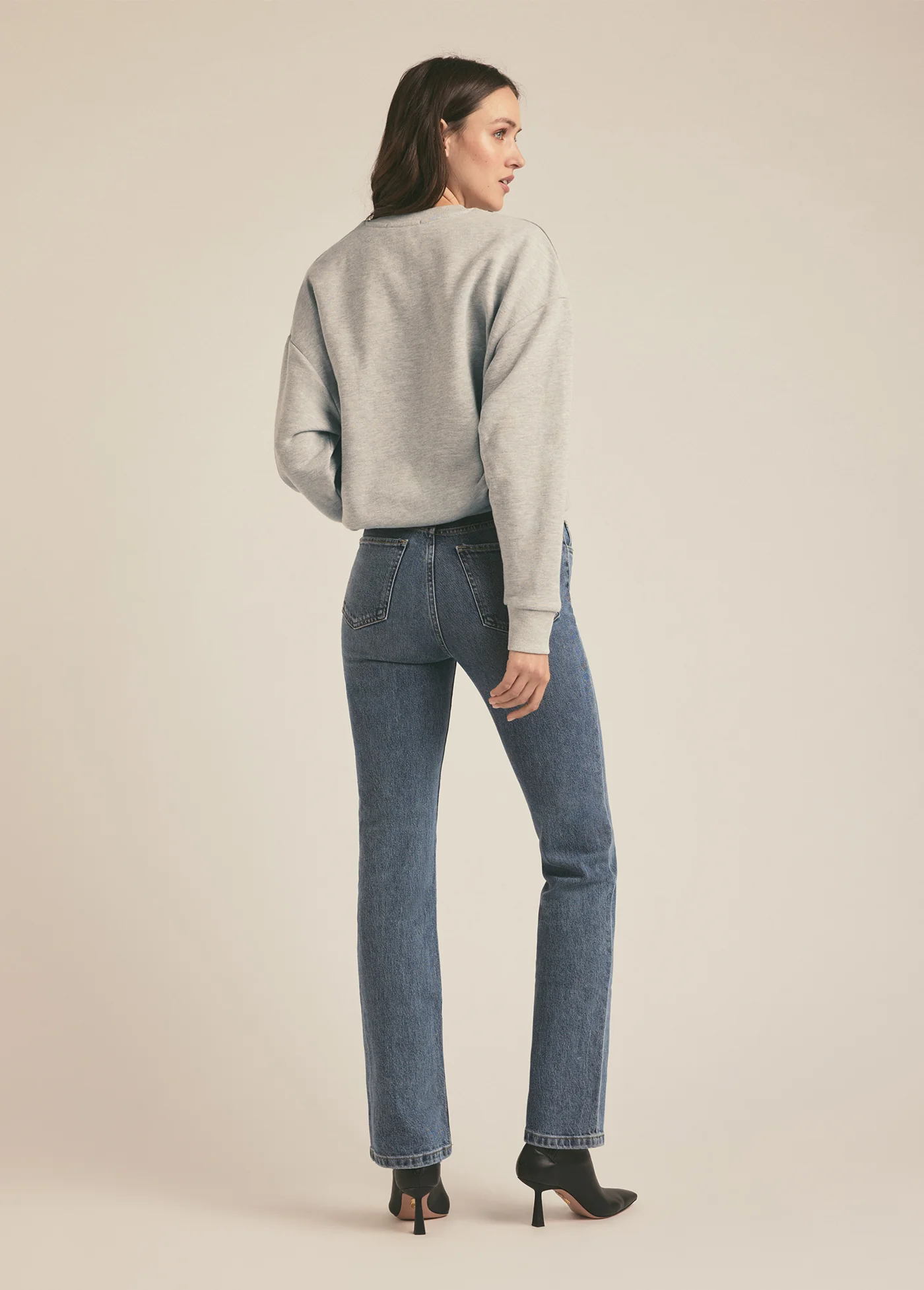 THE COLLEGIATE SWEATSHIRT - Image 3
