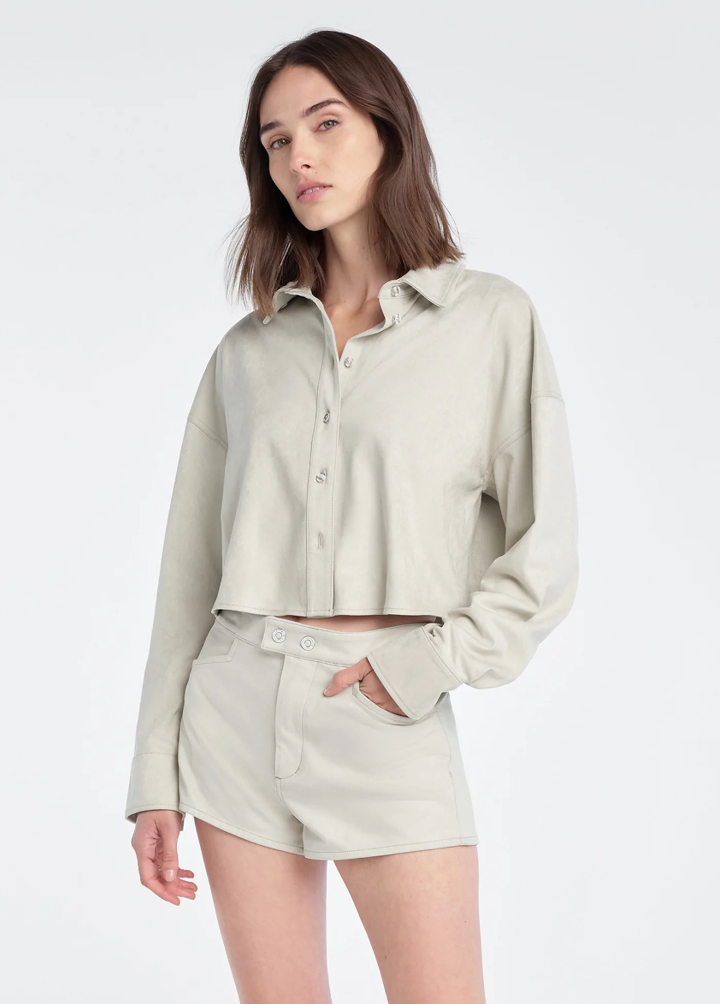 THE VEGAN SUEDE CROP EX-BOYFRIEND SHIRT - Image 3