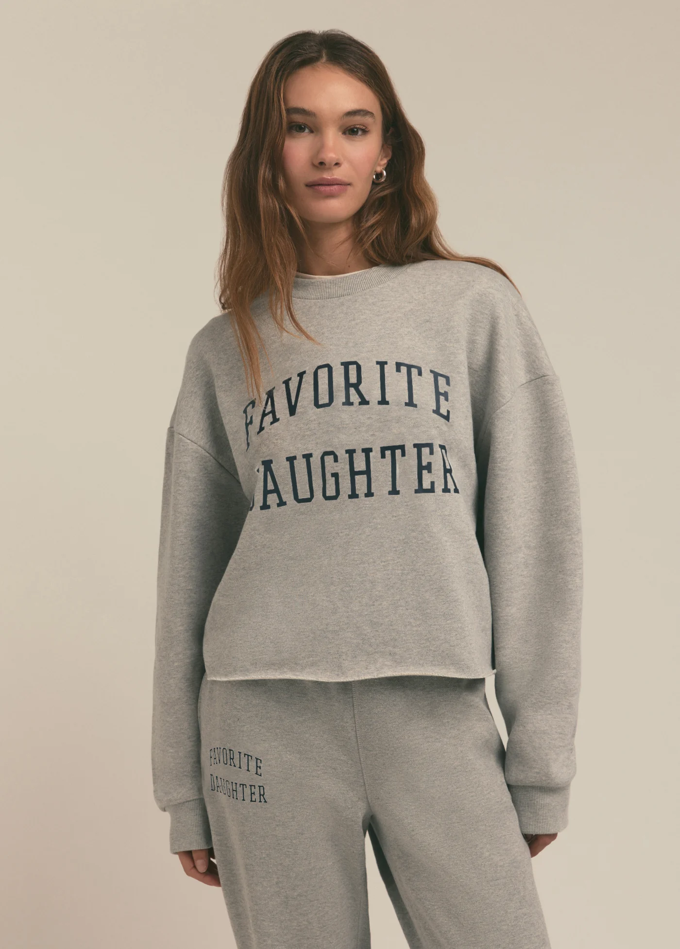 THE CROPPED COLLEGIATE SWEATSHIRT