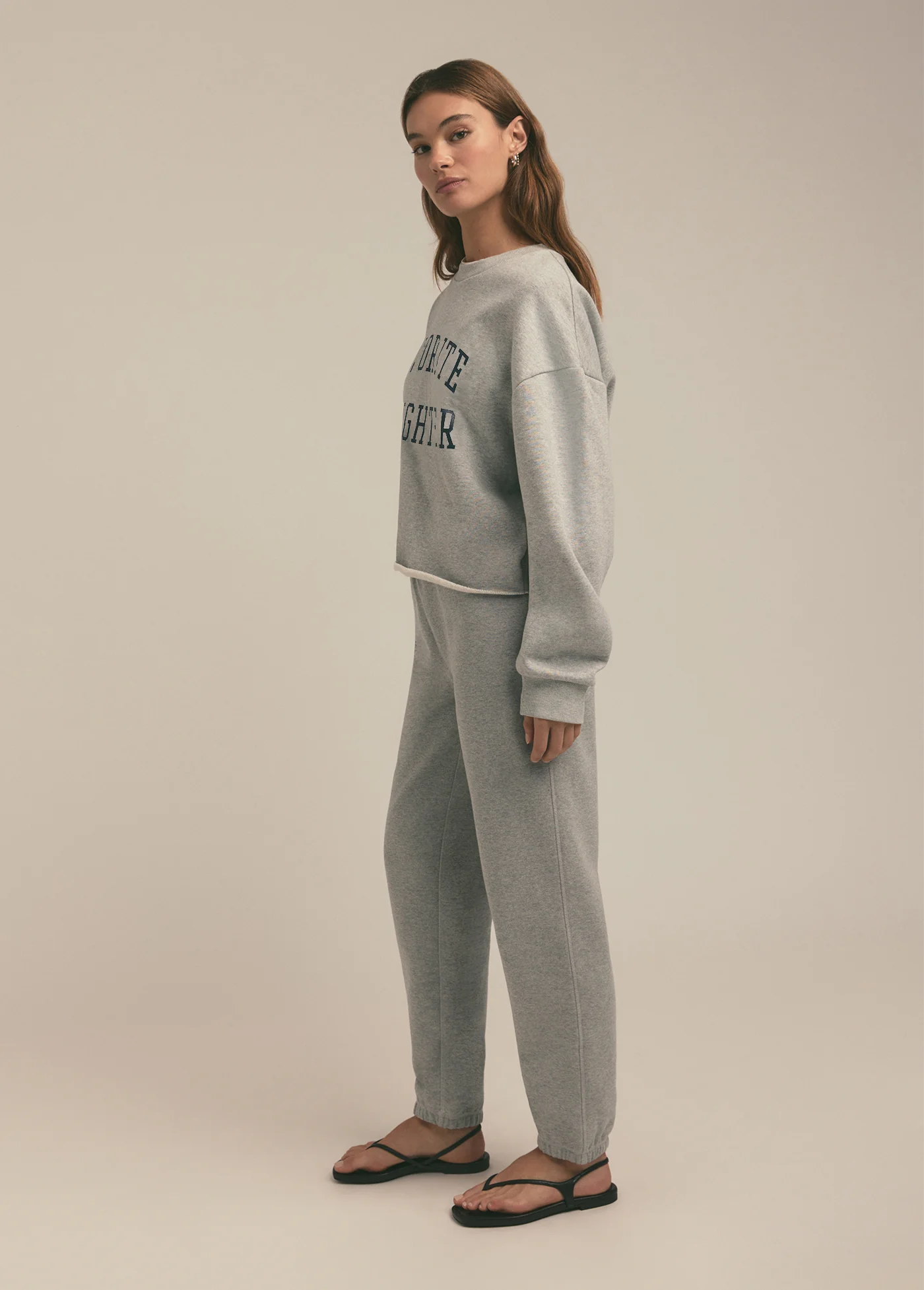 THE CROPPED COLLEGIATE SWEATSHIRT - Image 4