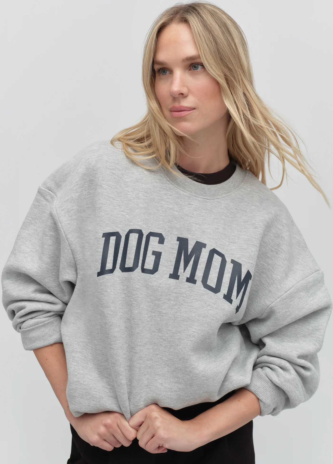 THE DOG MOM SWEATSHIRT