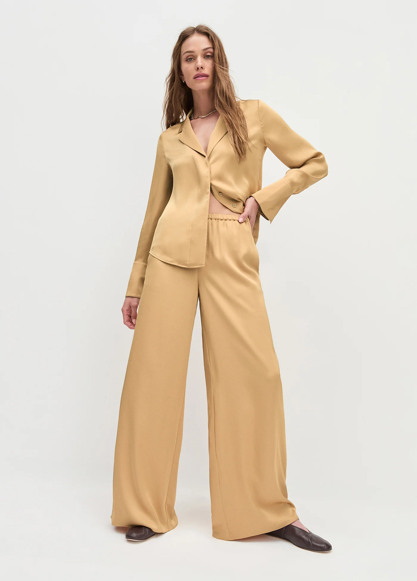 THE EFFORTLESS WIDE LEG PANT