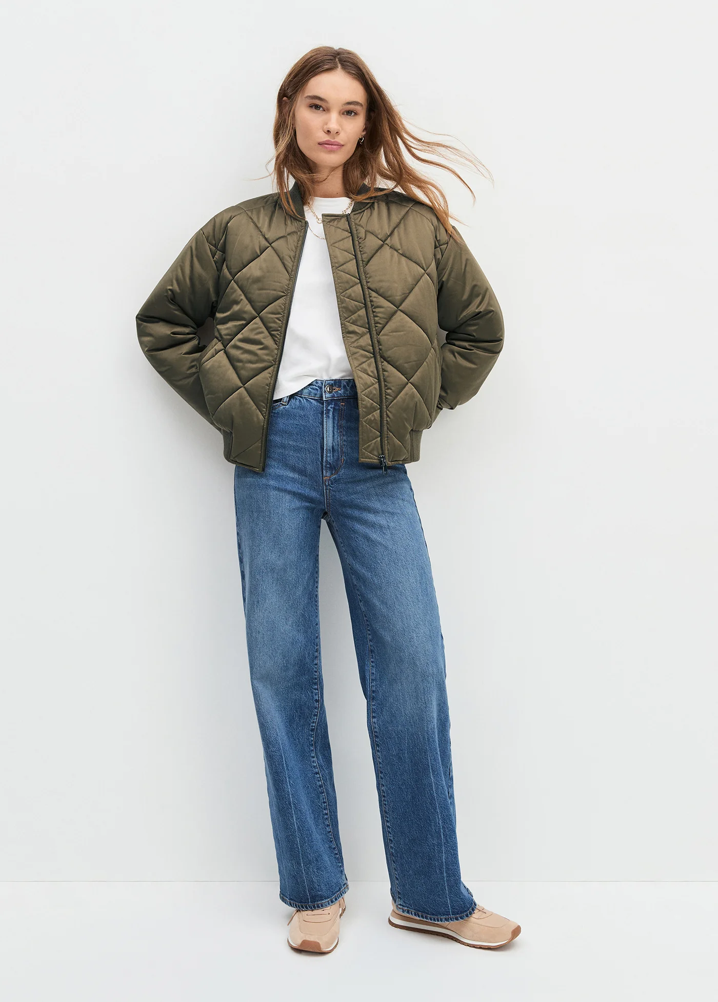 THE FAVORITE BOMBER - Image 4