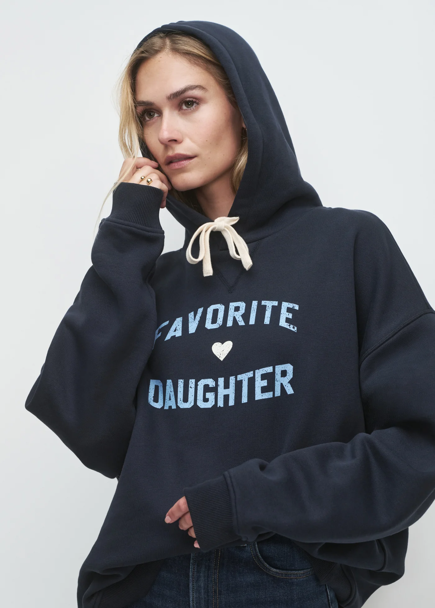 THE FAVORITE DAUGHTER HEART HOODIE - Image 3