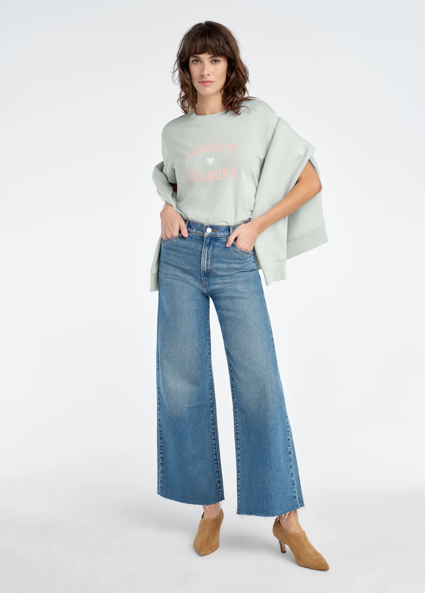 THE FAVORITE GRANDMA TEE