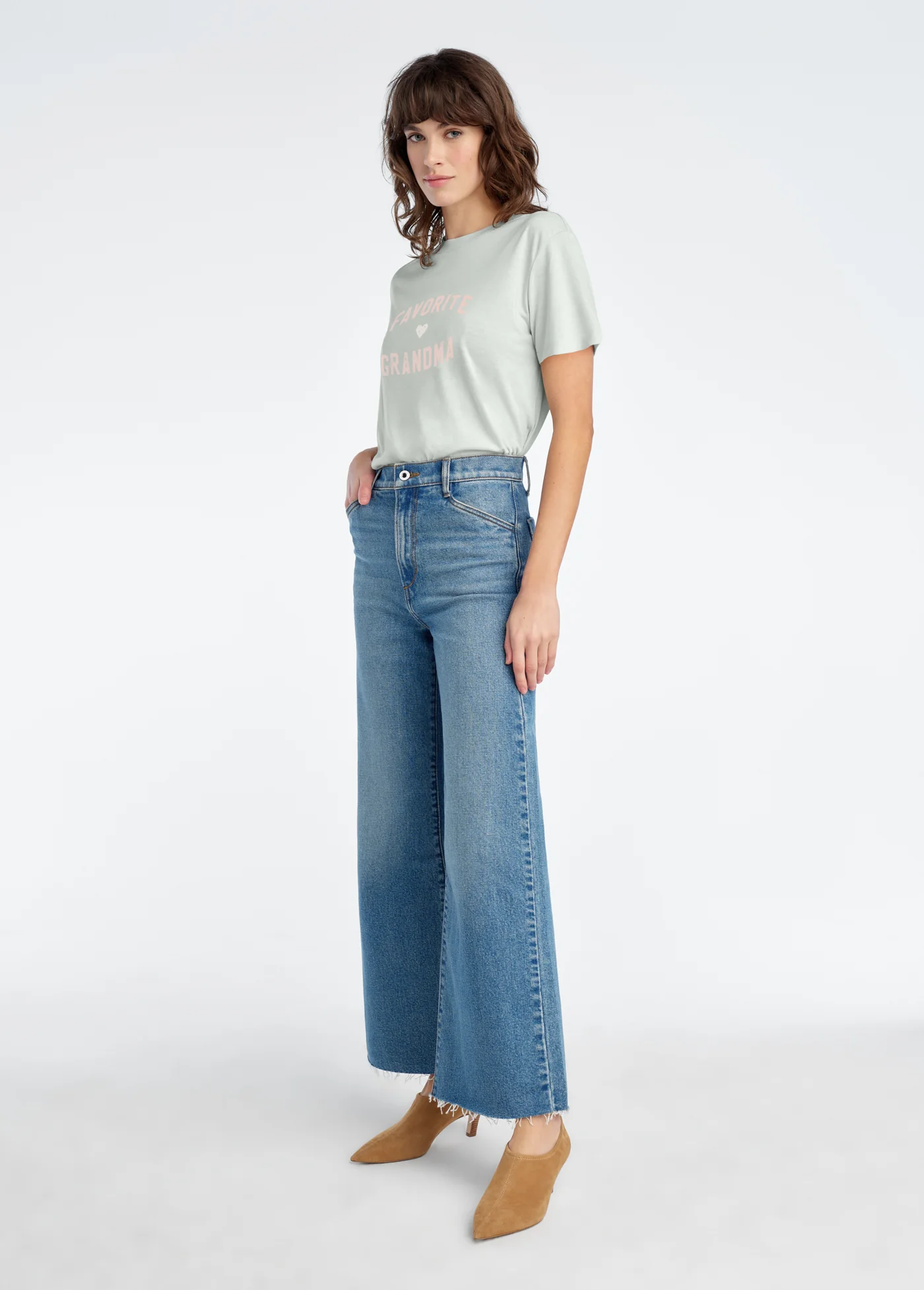 THE FAVORITE GRANDMA TEE - Image 3