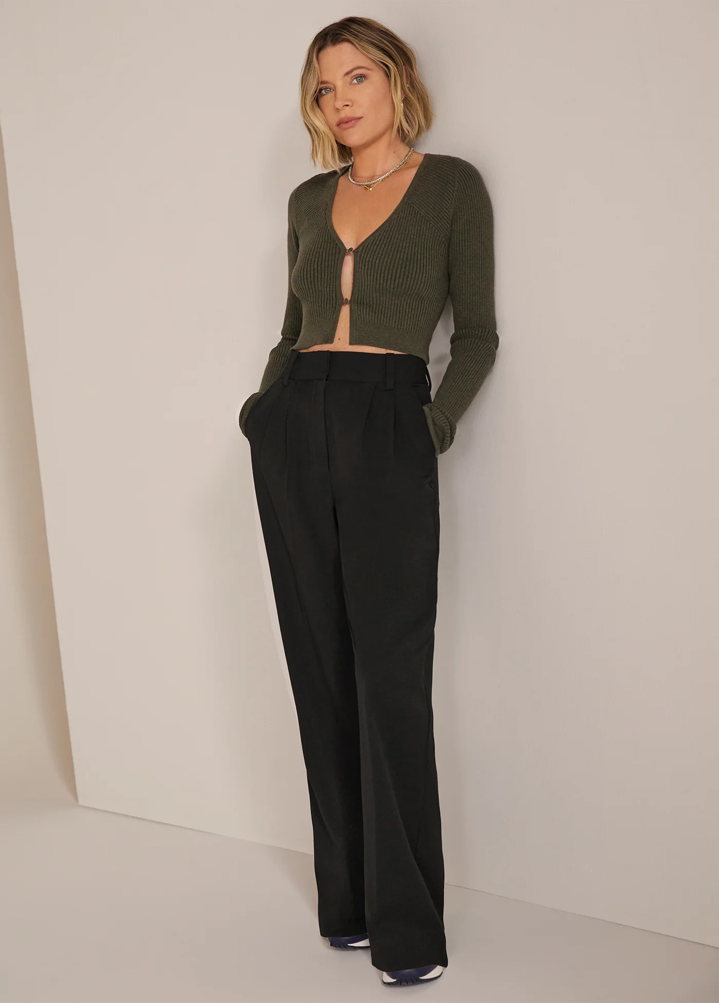 THE PETITE FAVORITE PANT - Image 3