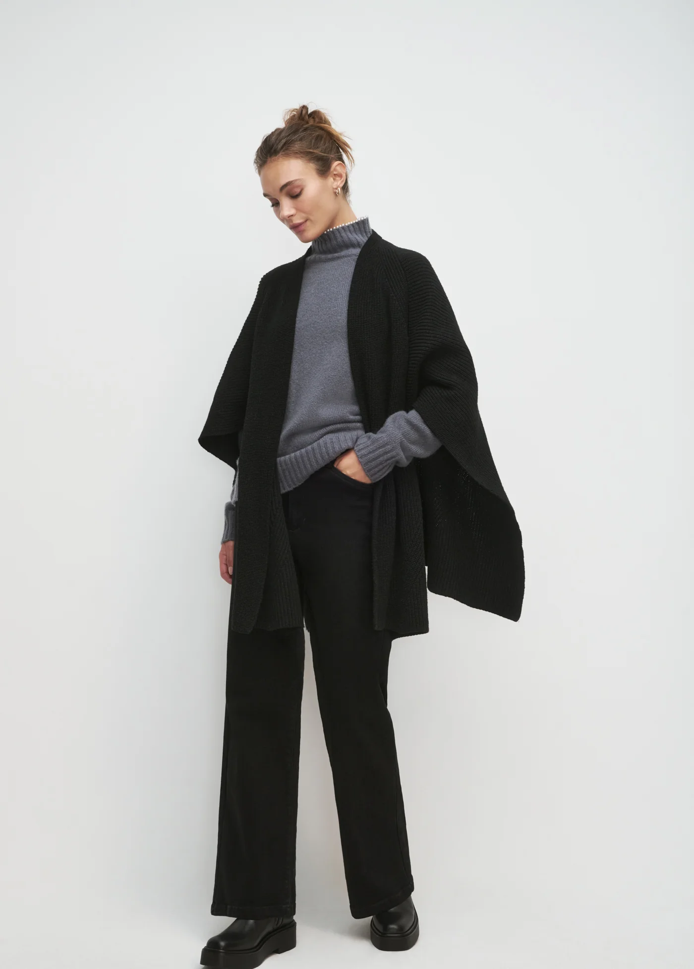 THE FAVORITE PONCHO - Image 2