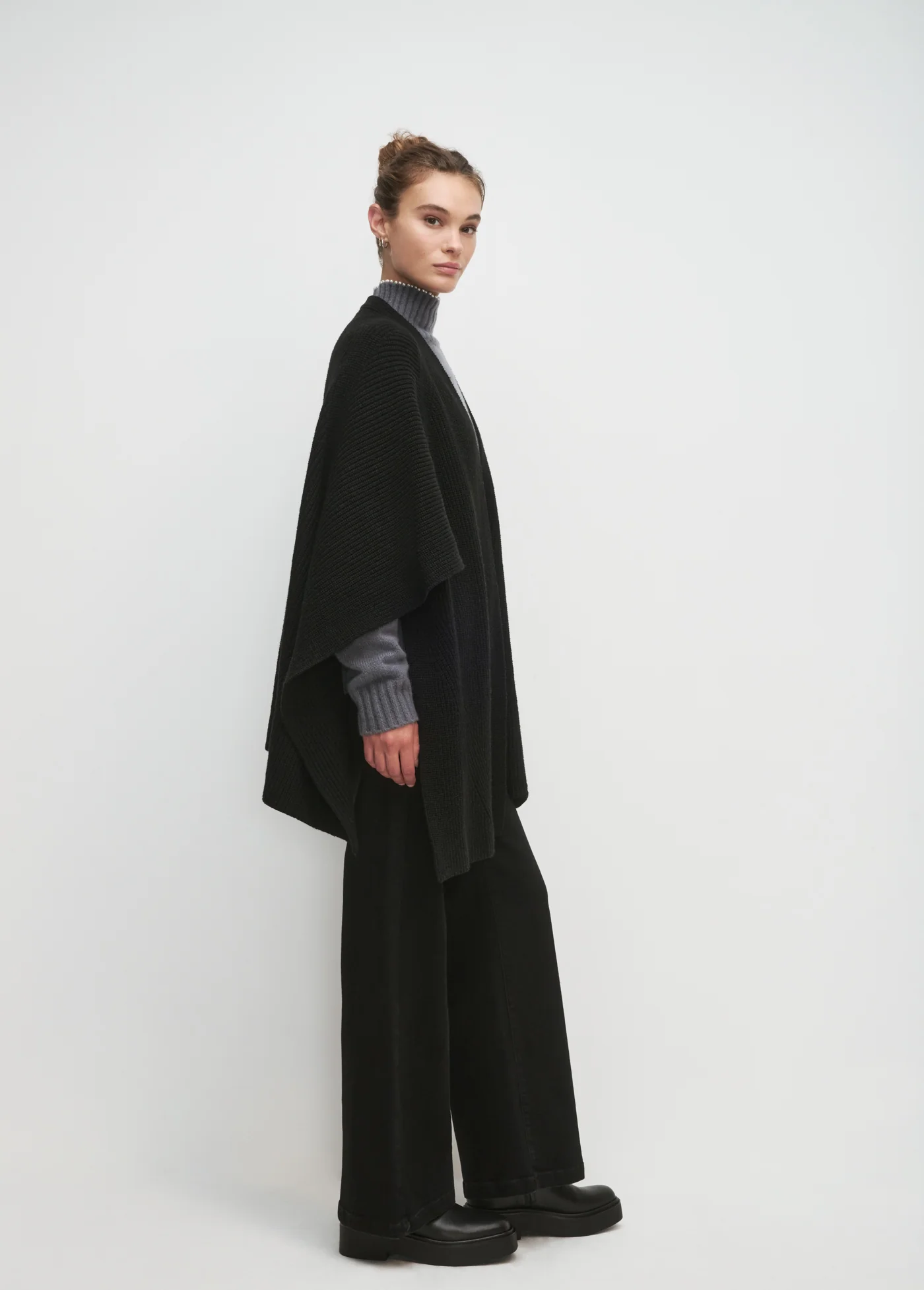 THE FAVORITE PONCHO - Image 5