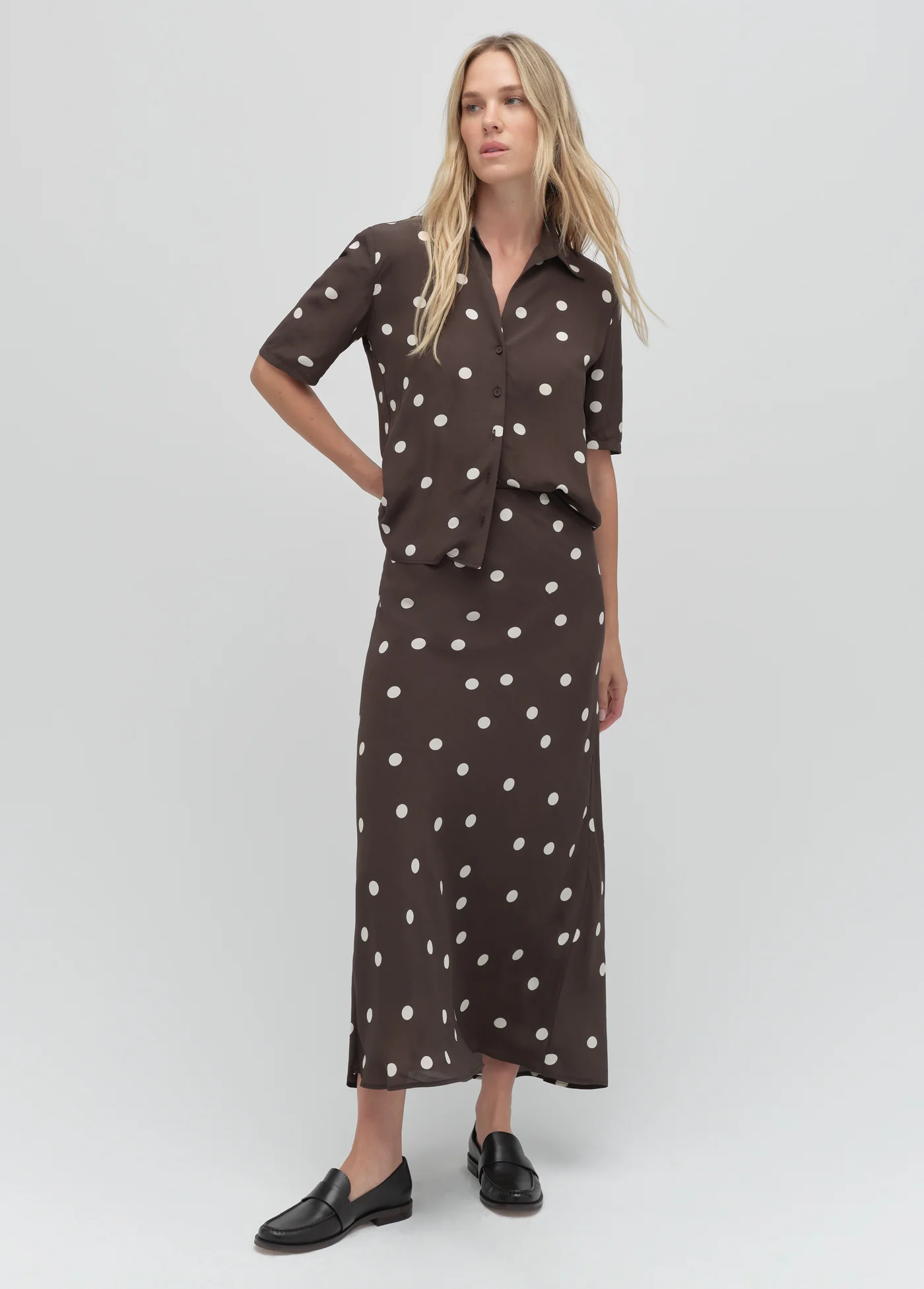THE FAVORITE SKIRT - Image 2