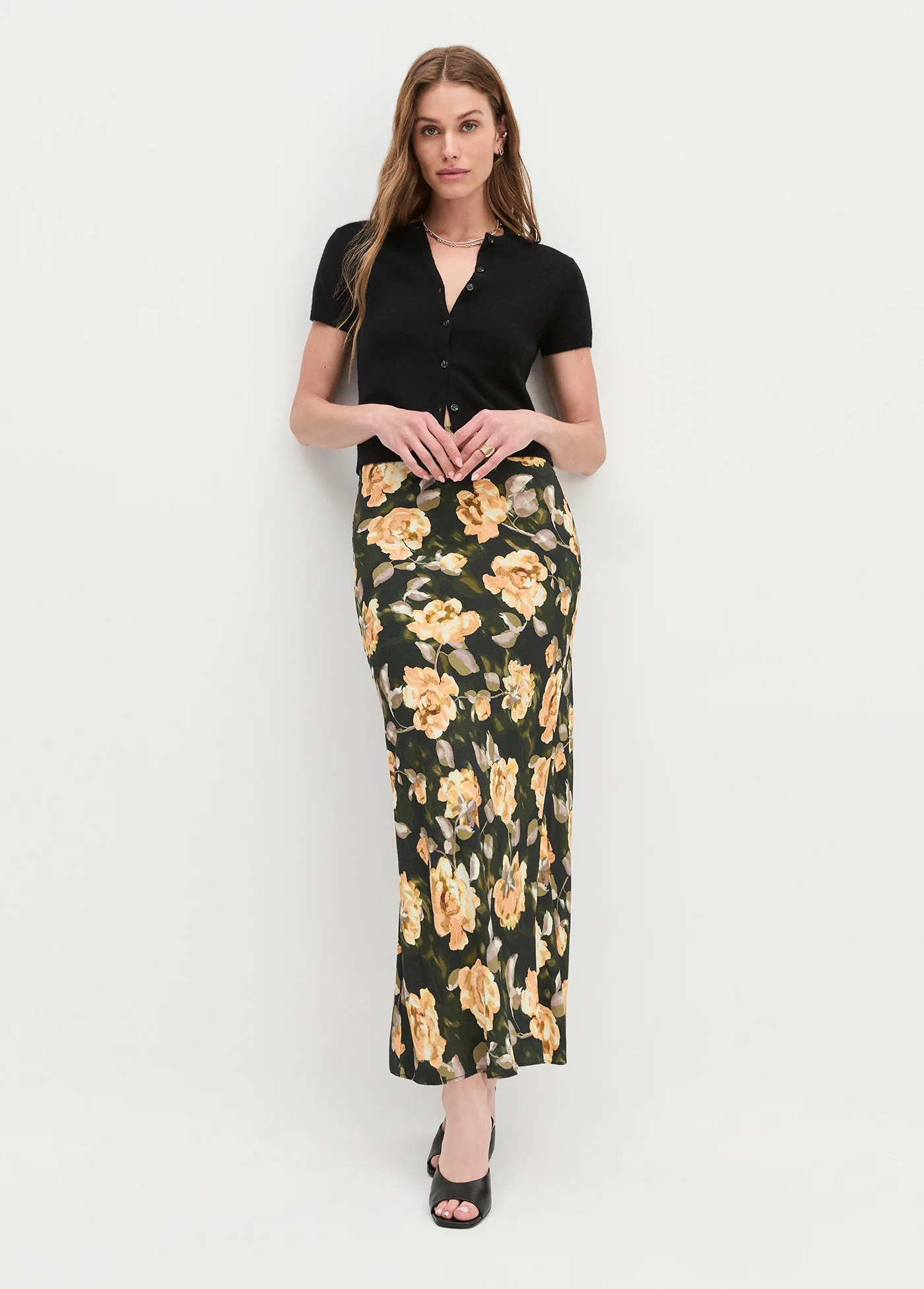 THE FAVORITE SKIRT - Image 2