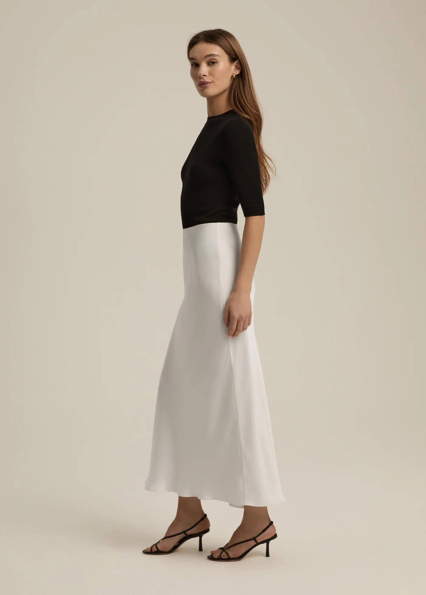 THE FAVORITE SKIRT - Image 4