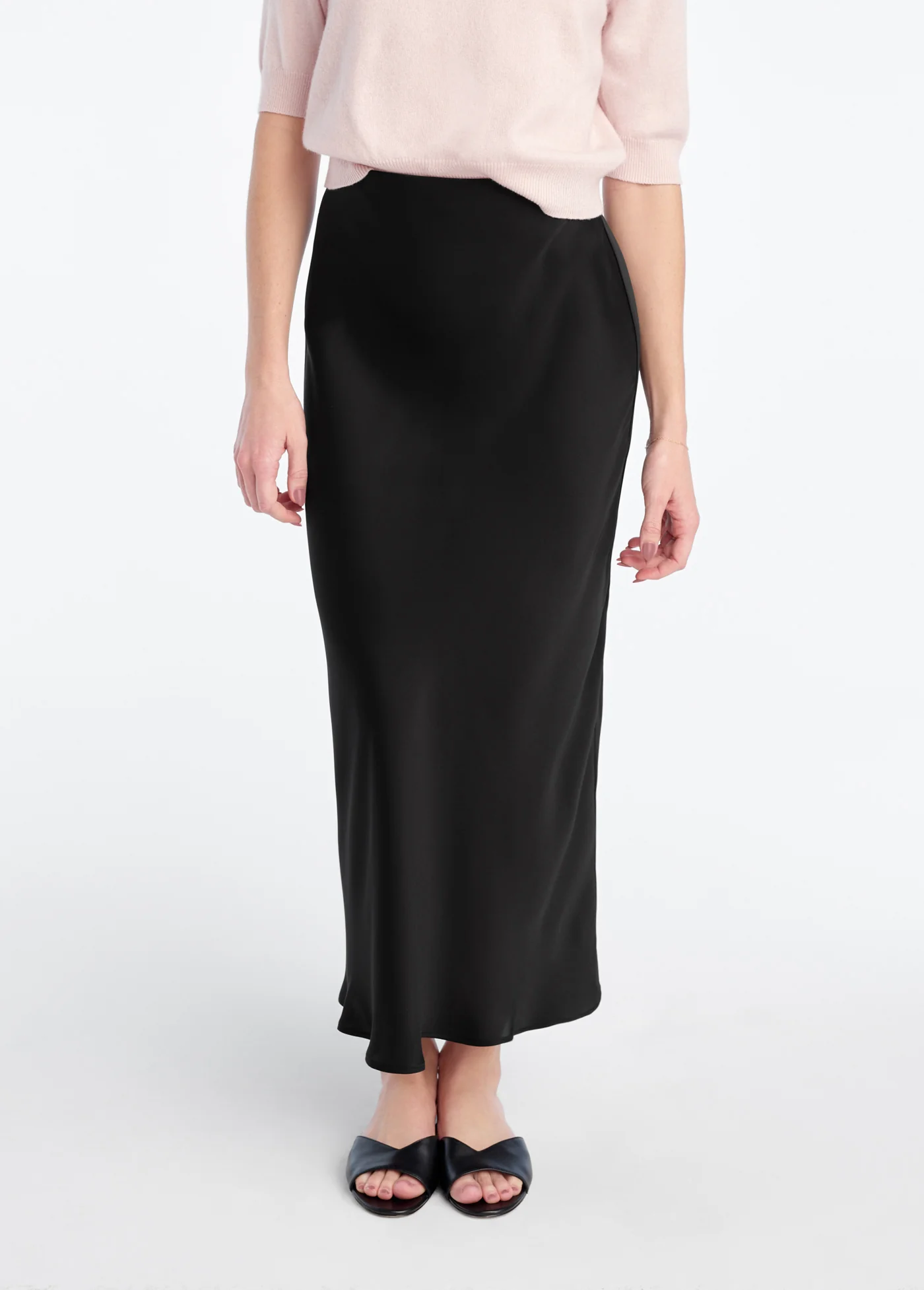 THE PETITE FAVORITE SKIRT