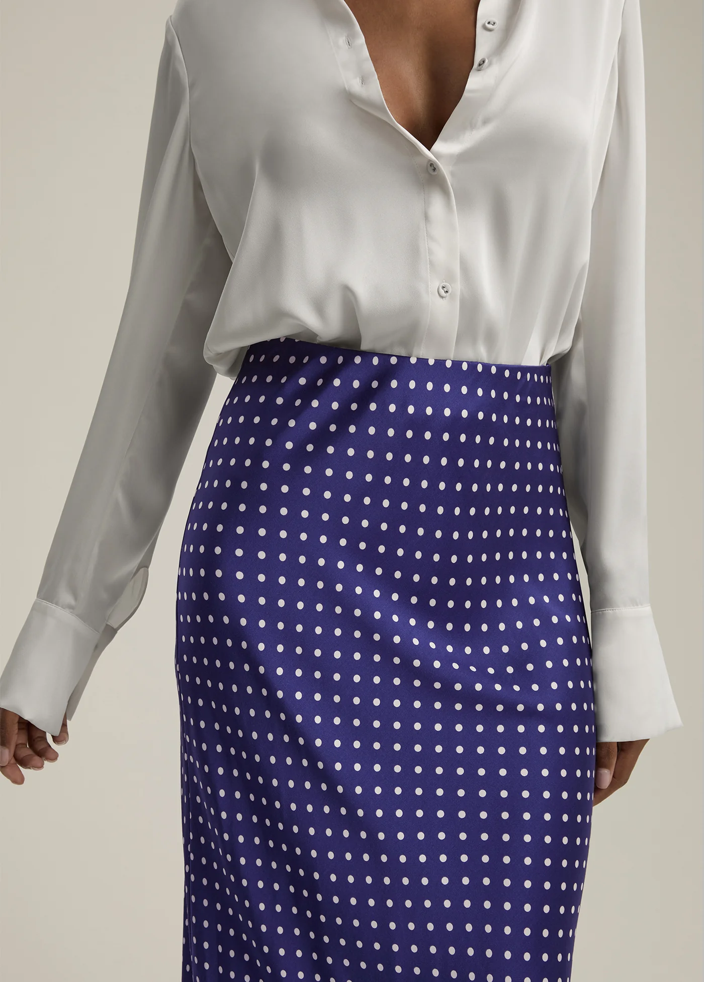 THE FAVORITE SKIRT - Image 2
