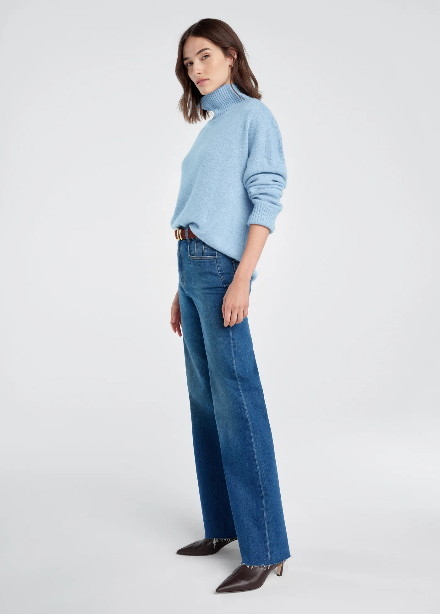 THE MADDIE SWEATER - Image 4