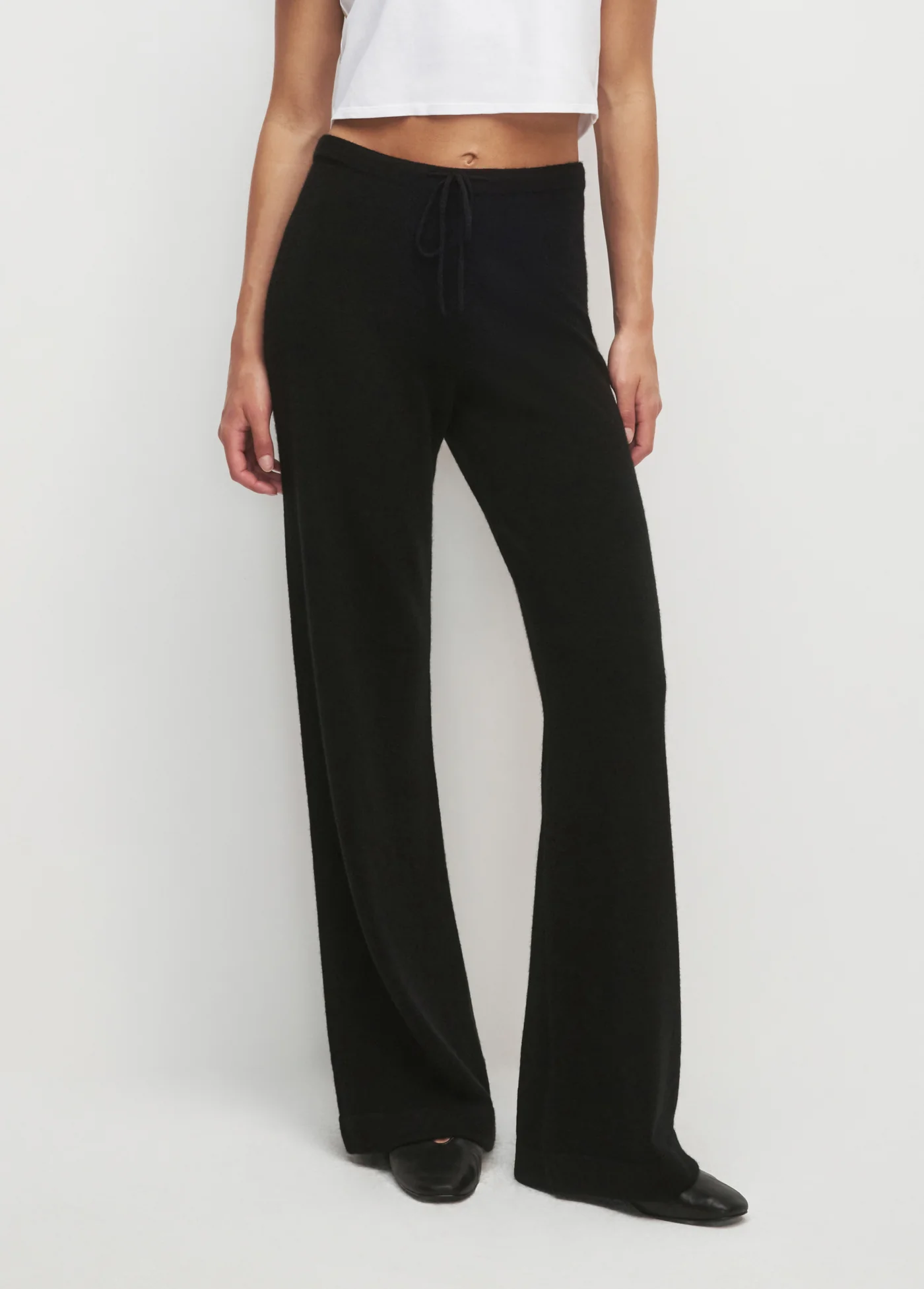 THE MINIMALIST PANT - Image 2