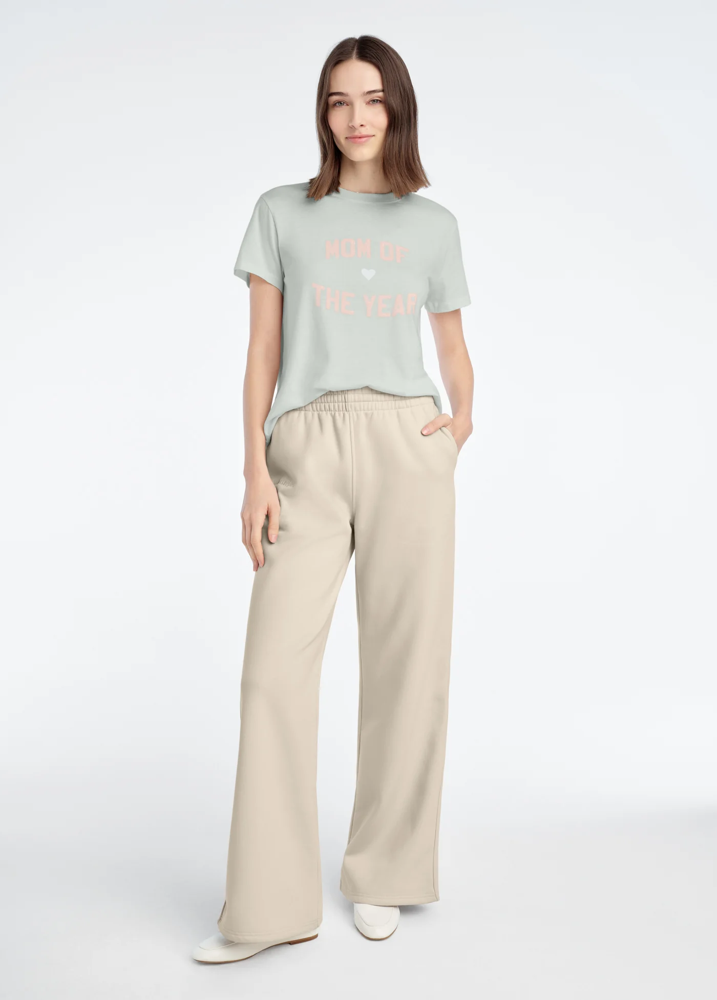 THE MOM OF THE YEAR TEE - Image 2