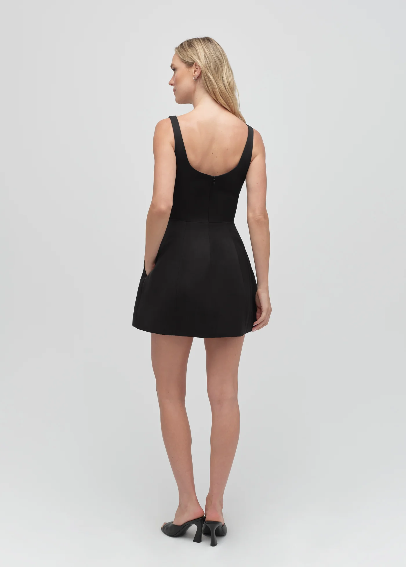 THE MORGAN DRESS - Image 4