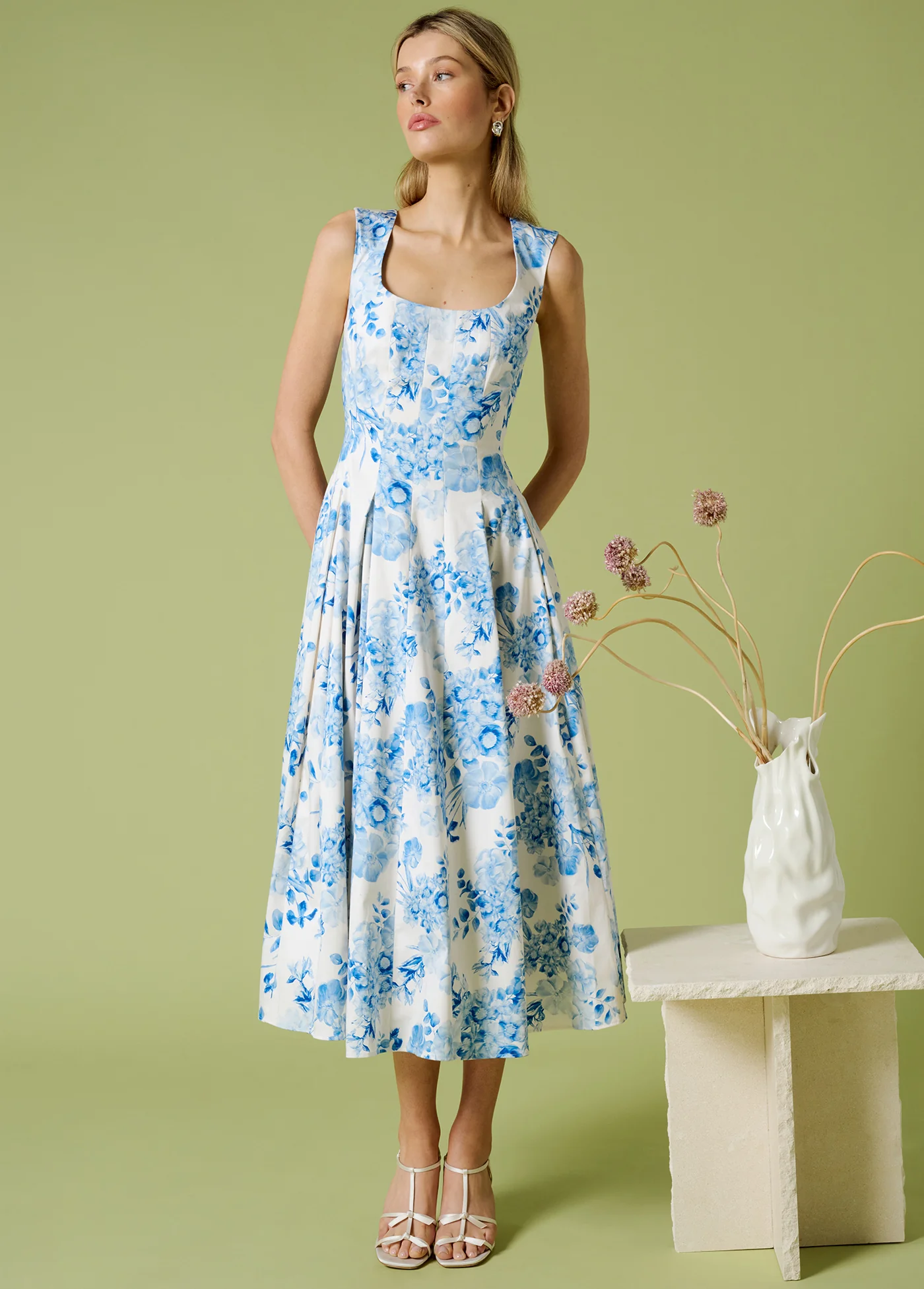THE MUSE DRESS