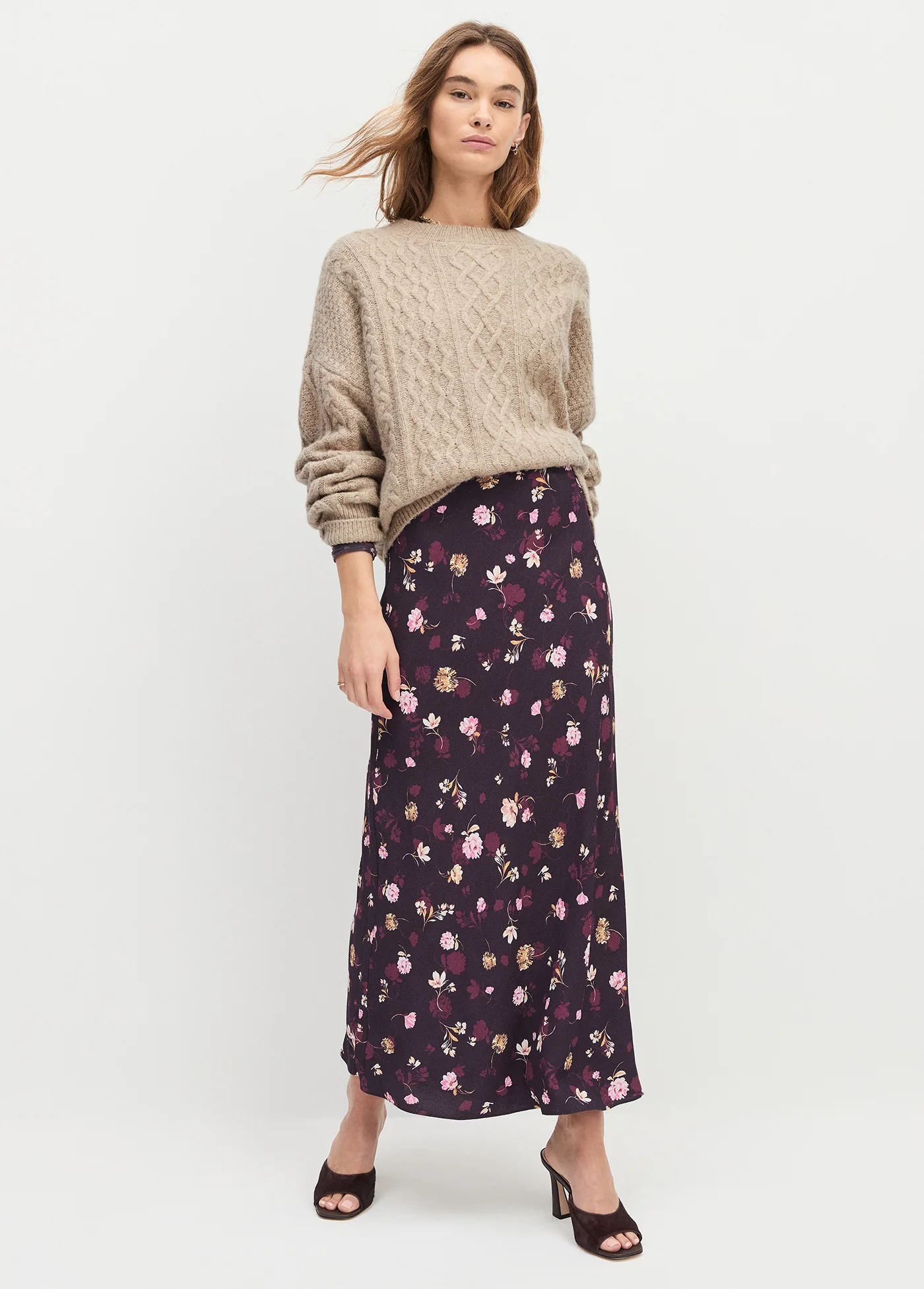 THE OVERSIZED CABLE SWEATER - Image 6
