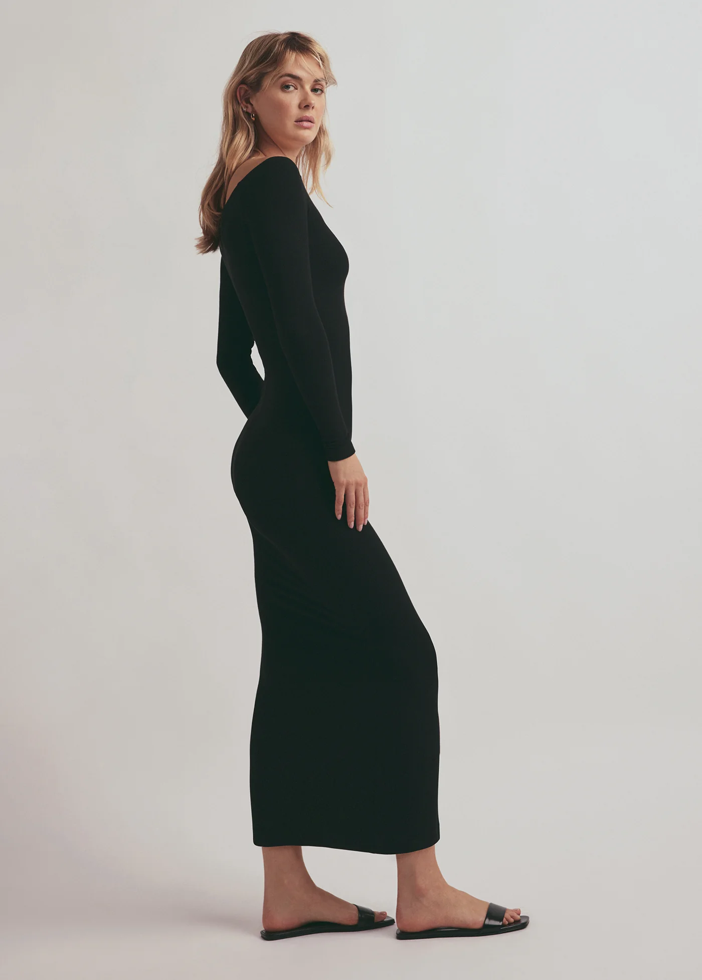 THE SARA DRESS - Image 5