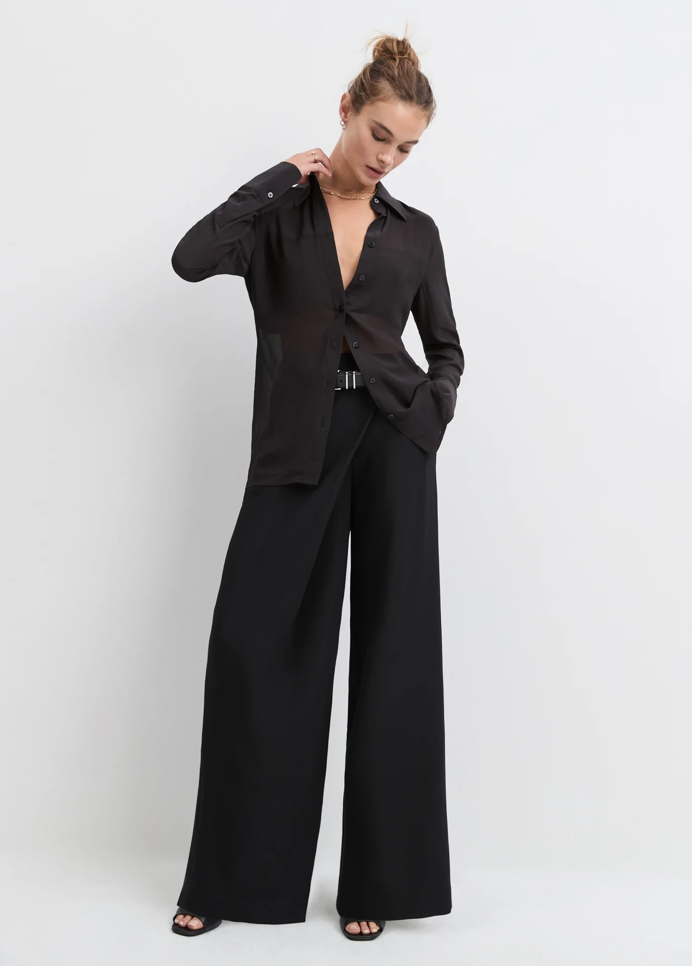 THE SHEER SOPHISTICATION TOP - Image 2