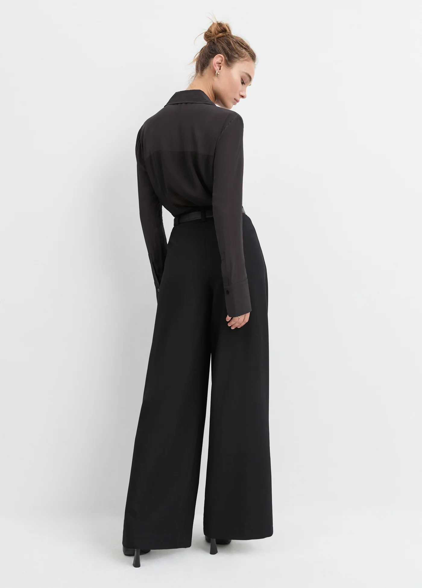 THE SHEER SOPHISTICATION TOP - Image 6