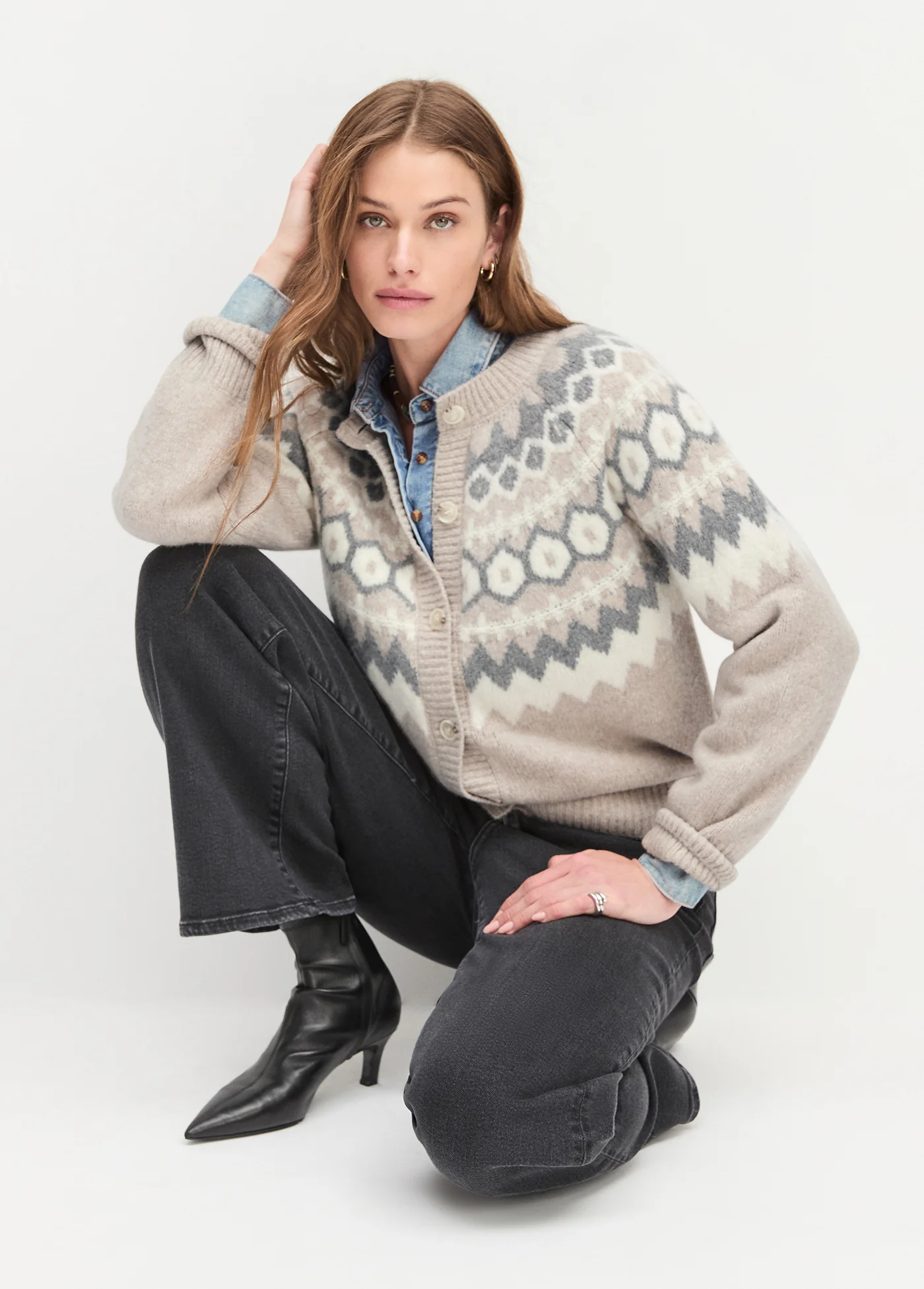 THE SNOWED IN CARDIGAN - Image 3