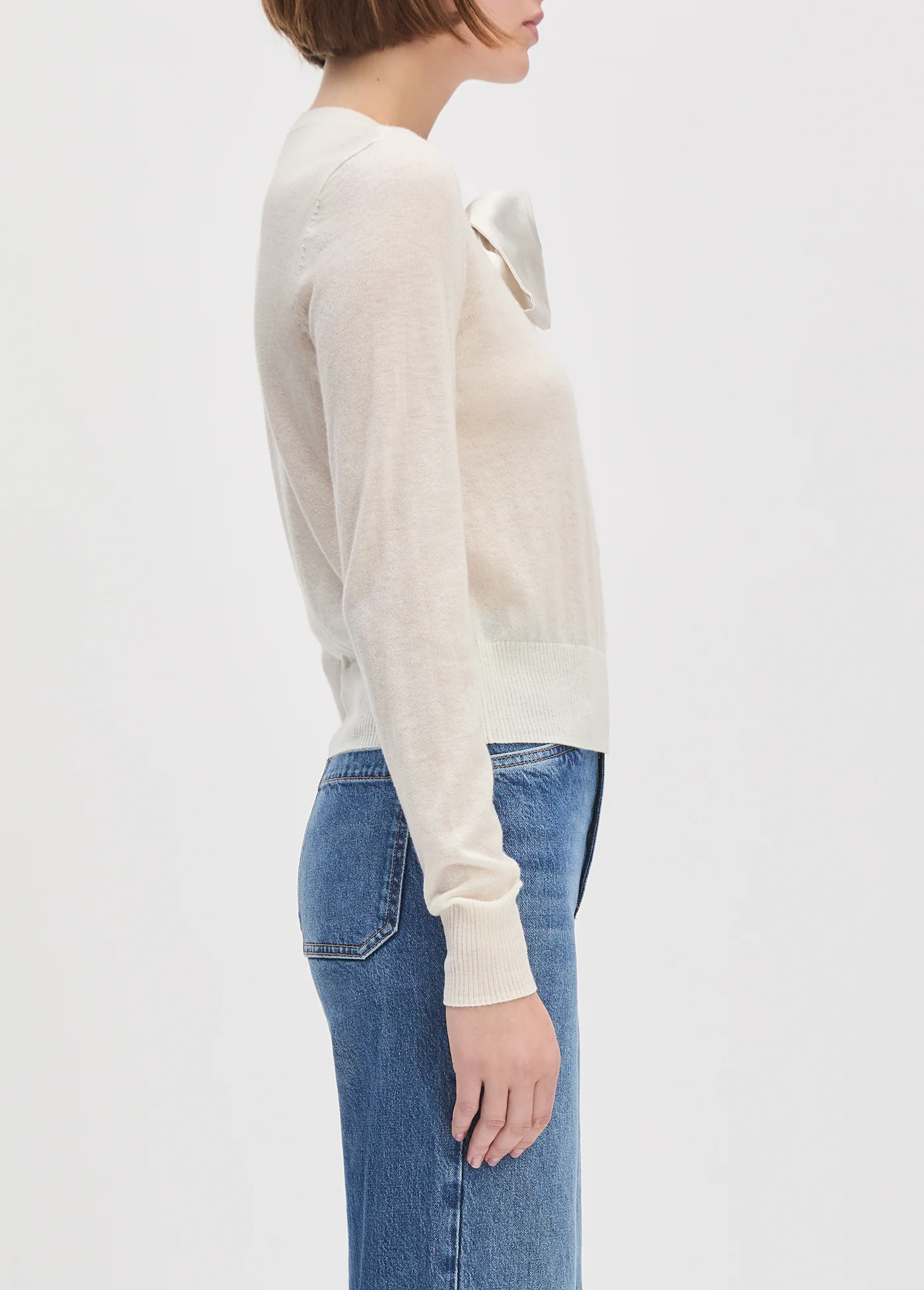 THE TAKE A BOW CARDIGAN - Image 5