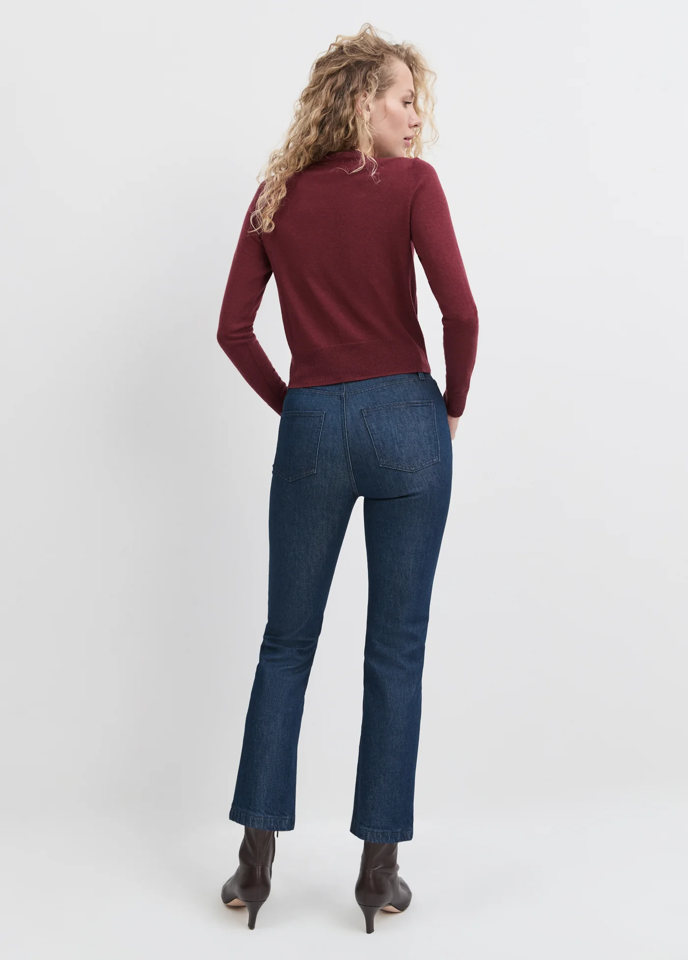 THE TAKE A BOW CARDIGAN - Image 4