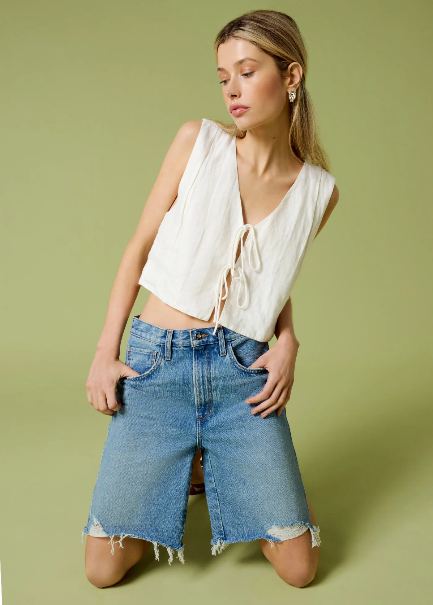 THE TOMMY LOW SLUNG BERMUDA - Image 2