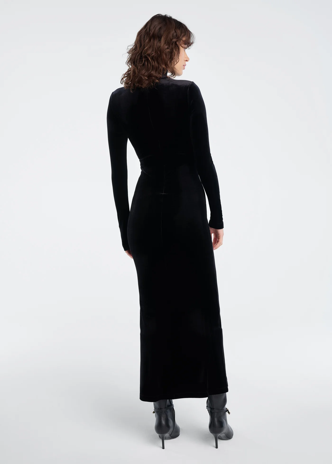 THE VELVET MILLIE DRESS - Image 4